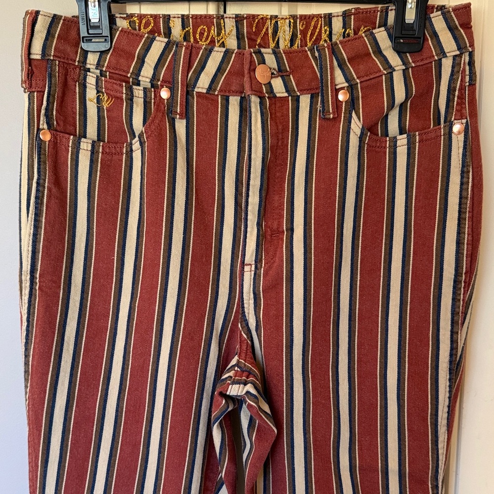 Wrangler x Lainey Wilson bell bottom striped pants - Picture 2 of 9
